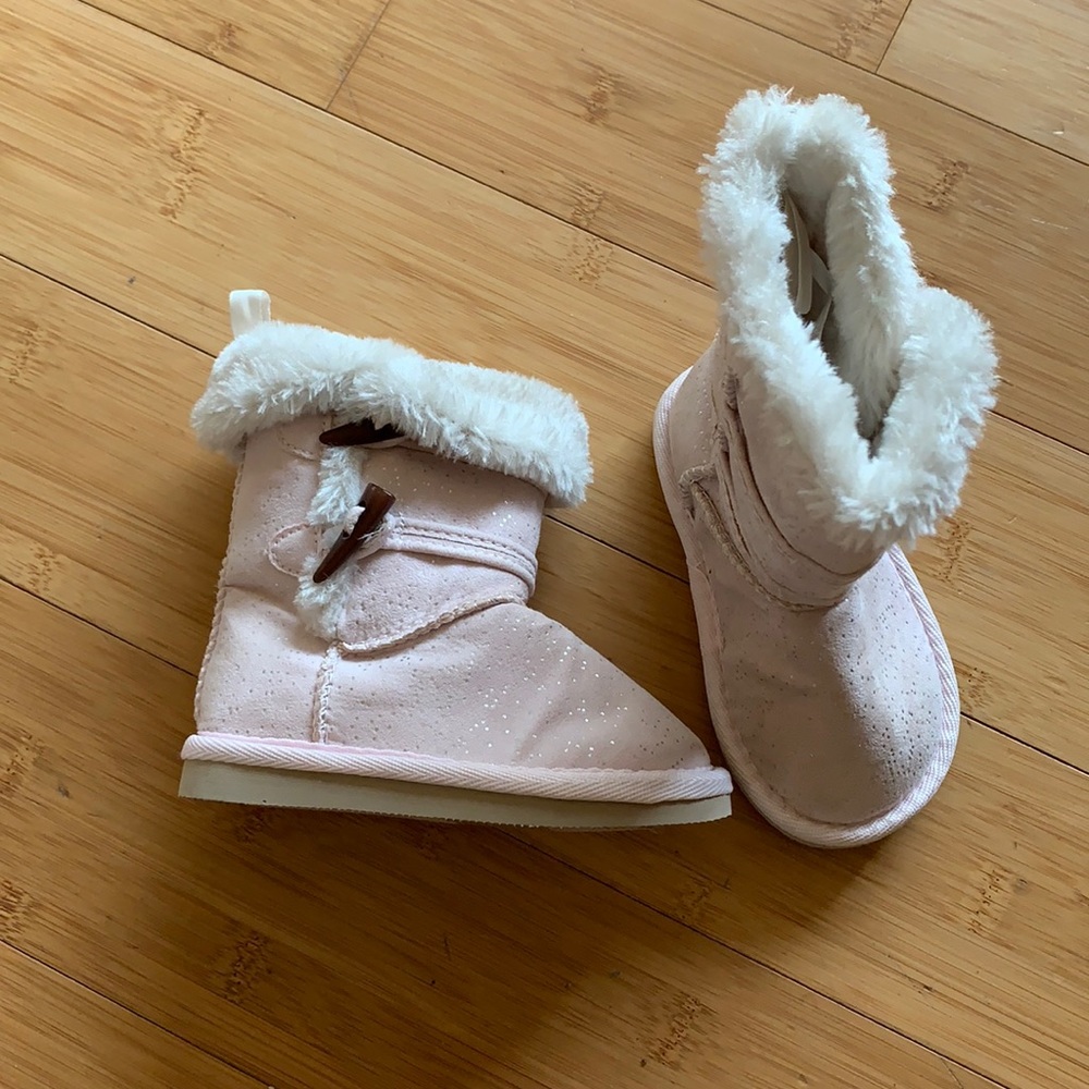 Pink size 6 infant toddler boots
